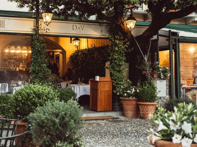Splendido Mare entrance detail