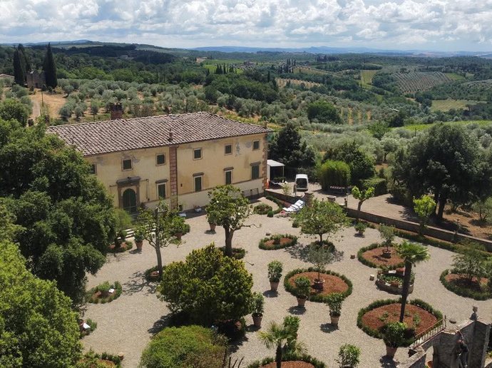Villa La Pagliaia garden 1